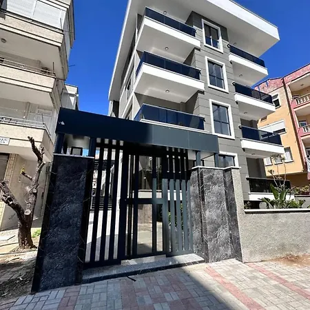 Διαμέρισμα Stylish 100 Meters From The *